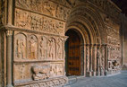 пиренейские пейзажи, пиренейская архитектура, монастырь в пиренеях, экскурсия в риполь, каталонский монастырь