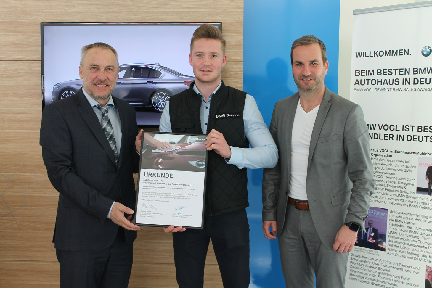 Bmw Vogl Erh 228 Lt Urkunde F 252 R Hervorragende Leistungen Beim