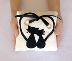 Coussin décoratif chats amoureux ivoire et noir