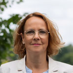 Sandra Beer