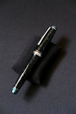 Mother of pearl work 会津塗　小物入れ　螺鈿 Mother of pearl work 会津塗 小物入れ 螺鈿 Mother of pearl
