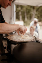 Fabrication artisanale de crêpe au f¨Food-truck en Loir-et-Cher
