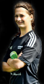 Luise Hertel im Trikot der Viktoria.