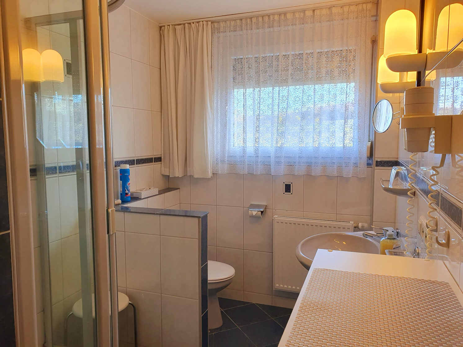Bild: Ferienwohnungen am Bodensee: Hagnau - DU/WC -  Ferienwohnung 4 im Haus Melanie
