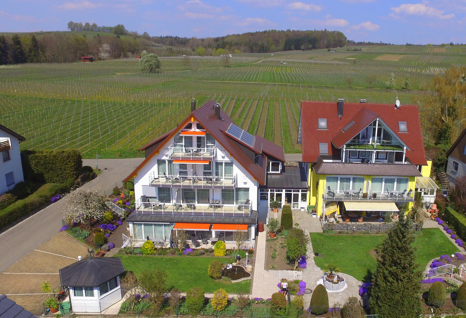 Ferienwohnungen Hagnau im Haus Annette & Haus Melanie in Hagnau mit Seeblick am Bodensee