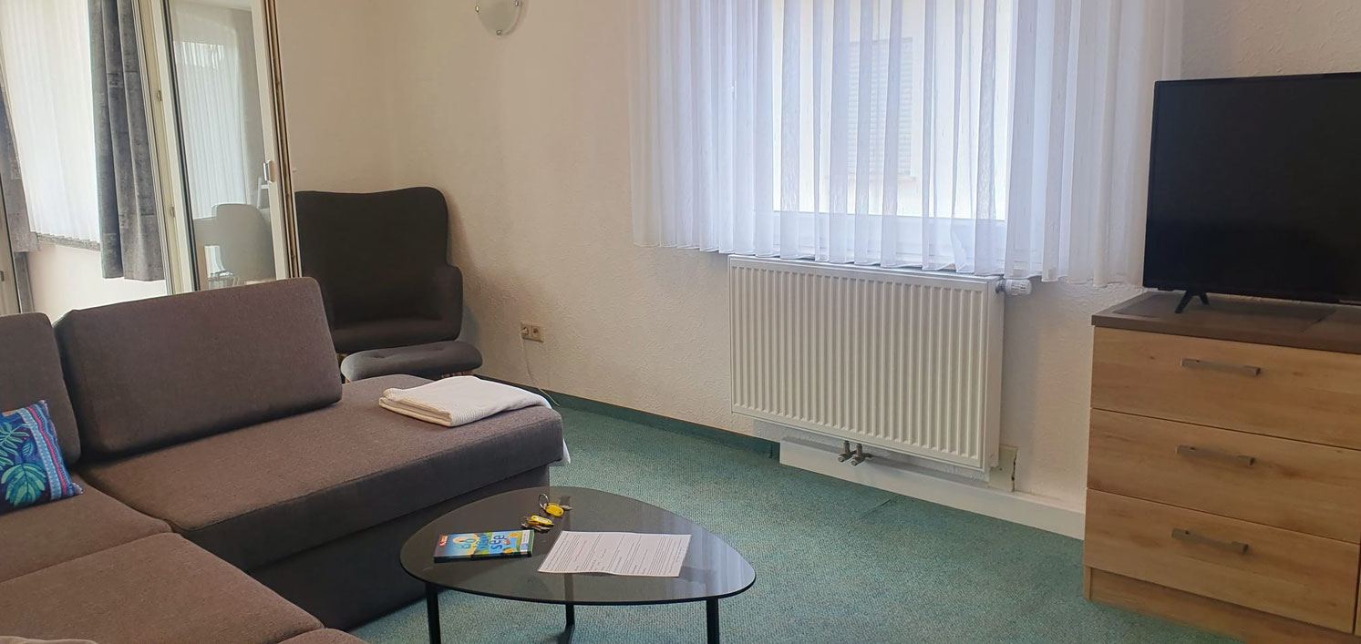 Bild: Ferienwohnungen am Bodensee: Hagnau -Wohnzimmer - Ferienwohnung 3 Haus Melanie