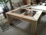 Couchtisch mit Glasplatte und Schublade (2.86)