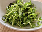 豆苗の海苔和えサラダ