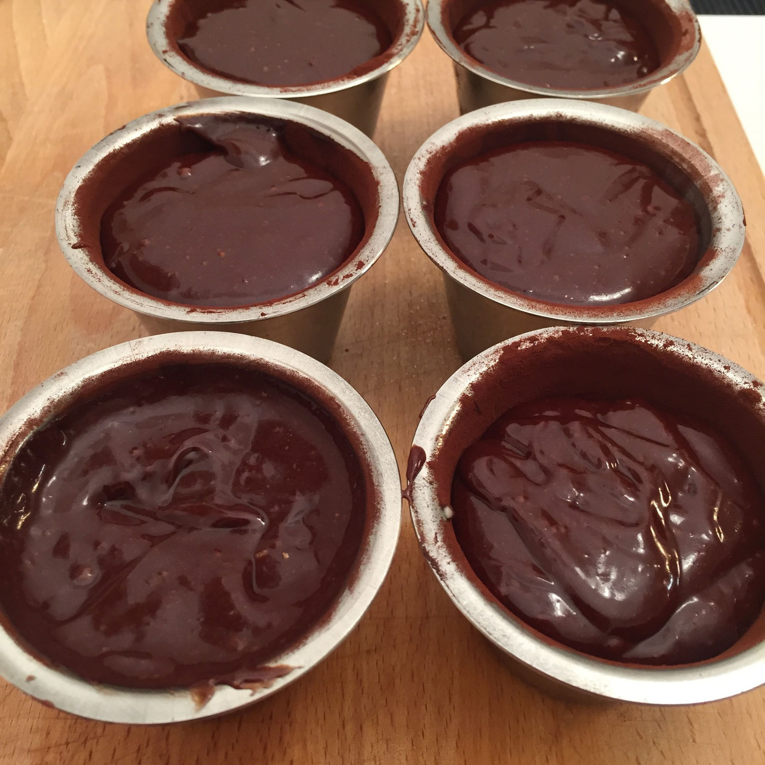 Schokoladenkuchen flüssiger Kern - Rezepte auf Youtube | Thomas kocht