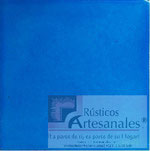 <img src="azulejo-liso-talavera.jpg" alt="Azulejo artesanal liso tipo Talavera Mexicano color Azul Medio Deslavado">