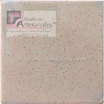 <img src="azulejo-liso-talavera.jpg" alt="Azulejo artesanal liso tipo Talavera Mexicano color arena">