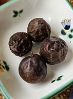 Reife Speierlingfrüchte