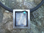 Handliniencollier in Silber 925 mit eingearbeiteten Türkis und schwarzen Silikonreif
