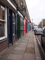 これが平日のColumbia Road