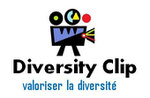 logo Diversity Clip - caméra colorée avec en base-line "valoriser la diversité"