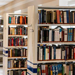Bibliothek und Leihbücherei in Santa Eulalia del Rio