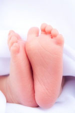 newborn feet perinatal therapy support