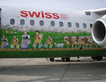 bäuerlich bemaltes Flugzeug der Swiss