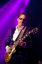 Joe Bonamassa auf Tour in 2011 (Foto: Another Dimension)