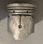 53-1004014-20 Kolben Motor GAZ 24, GAZ 24-10 Wolga. Piston engine GAS 24, GAS 2410 Volga. Поршень двигателя ГАЗ-24,  ГАЗ-2410 Волга.