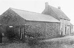 Quinton Farm barn. Quinton Farm. Image 'All Rights Reserved' courtesy of Bernard Taylor of the Quinton Local History Society from the John Hope Collection. 