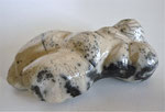 Kleiner weiblicher Torso, 2011, Ton, liegend 11 cm lang