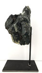 Getrennt nach Unentschieden (Seite 1), 2025, Steatit, ca. 28 x 19 x 8 cm