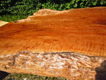 Massiver Holztisch aus Naturholz, Lycheeholz, massiv, Garten