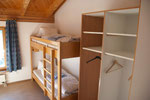Vierbettzimmer mit Etagendusche