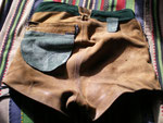 Gelbbraun · Bund 78 cm · Innenseite hinten mit Tasche
