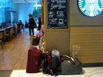 Hong Kong - 3 Décembre : Petite pause avant de rejoindre l'appart de Lorraine (Starbuck Coffee)