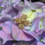 750er Gelbgoldring mit Brillant, 1250 €
