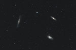 Portrait mit NGC3628 links, M65 rechts oben und M66 rechts unten.