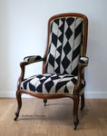 Fauteuil Voltaire / Réfection complète traditionnelle , tissu Rush Casal 