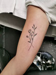 small tattoo by Mauri Manolibera Tattoo - freehandtattoo /Mauri's Tattoo&Gallery, Borgomanero (Italia)