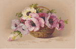 M&B 2194 Panier avec 1 anémone blanche, 7 mauve-rose, 1 bouton, 1 fleur sur table