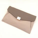 レディースバッグ133　クラッチ　ベージュ&モカ2WAY　310×190　 ￥2,000