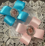 Broche lazo Mayor Dolor : 9 euros