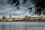 Moldau mit Silhouette der Prager Altstadt...