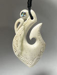 #SP 2 : Manaia / Aged Cow Bone+ Paua Shell / 47mm