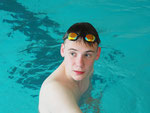 Der 16-jährige Cadenberger Lennard von Thaden ist Schwimmer mit Leib und Seele
