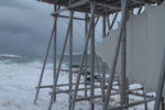 Die Gedenkhalle wurde vom Schweizer Architekten Peter Zumthor entworfen.