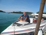 auf dem Speedboot