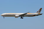 Boeing 777-300 Etihad Airweays A6-ETA