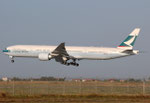 Boeing 777-300 Cathay Pacific B-KQR