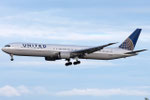 Boeing 767-400 United Airlines N77066