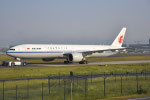 B-2040 - Boeing 777-39L(ER) - Air China 