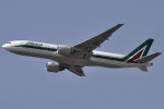 EI-ISA - Boeing 777-243(ER) - Alitalia 