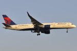 N702TW - Boeing 757-2Q8 - Delta Air Lines 