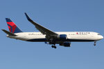 Boeing 767-300 Delta Airlines N1201P